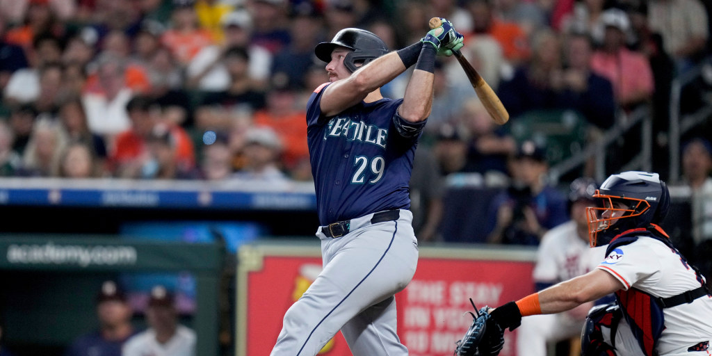 Cal Raleigh breaks Ken Griffey Jr.'s single-season home run record for Mariners